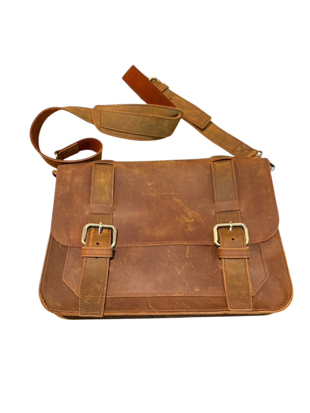 NWOT! Oiled Leather Distressed Compact Messenger Bag - Picture 1 of 7